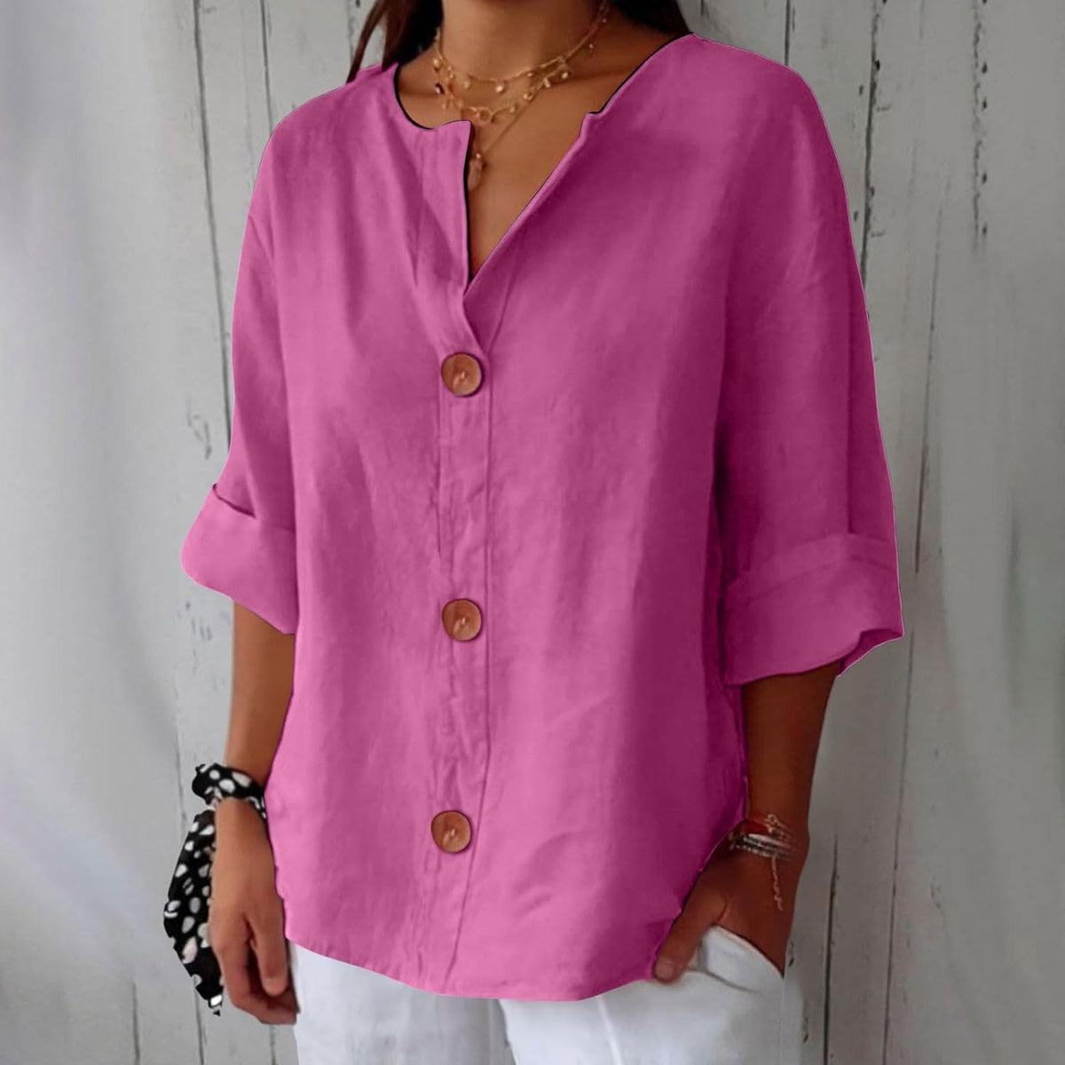 Dámská halenka oversize s výstřihem do V a vyhrnutým rukávem 3/4