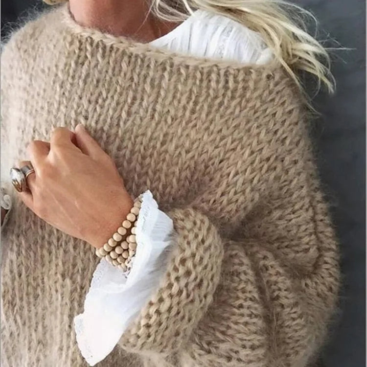 Damski dzianinowy sweter o luźnym kroju z długimi rękawami