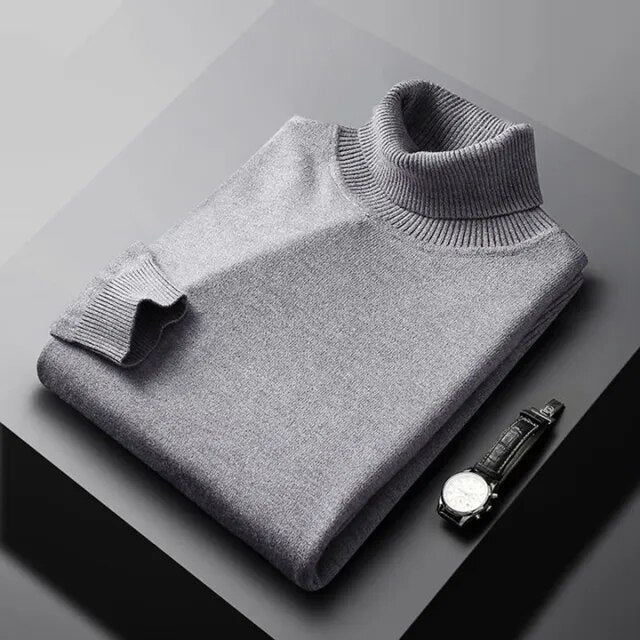 Damski sweter z wysokim golfem i długimi rękawami