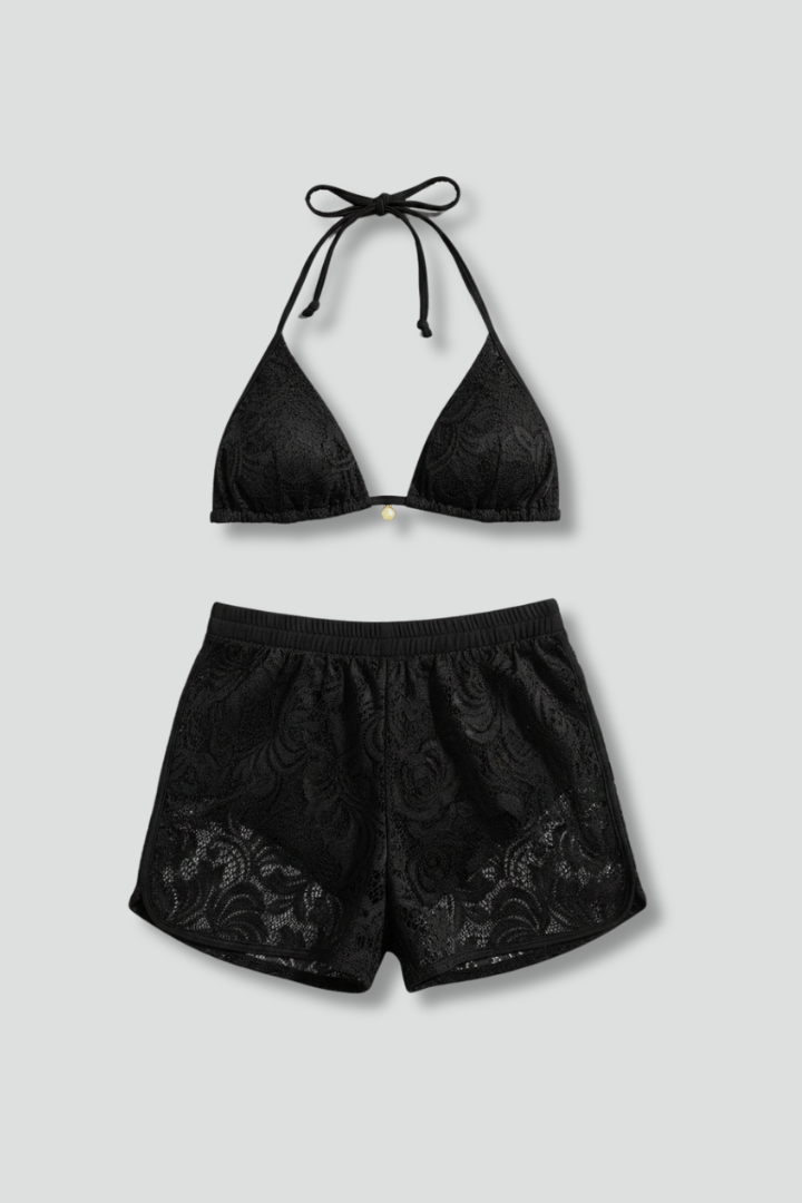 Damski Komplet Bikini z Topem Halter i Koronkowymi Szortami - Czarny