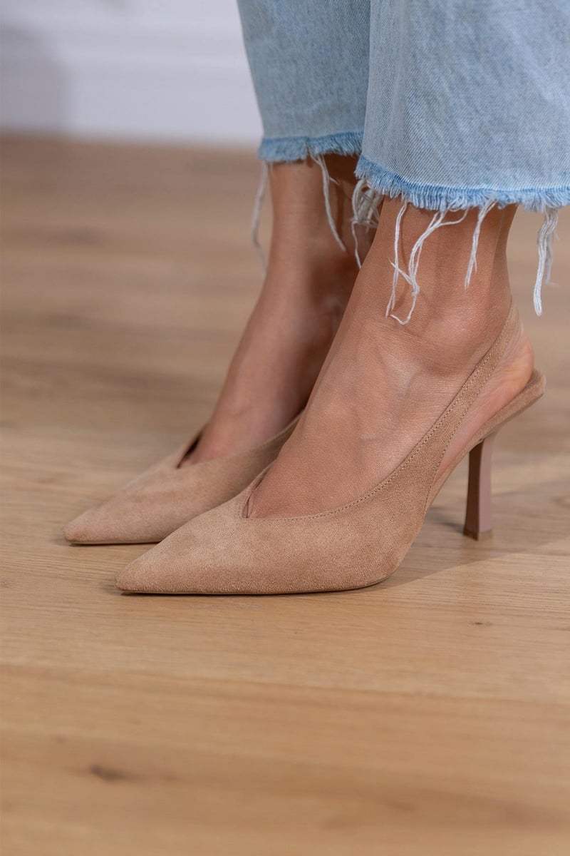 Dámské lodičky slingback, špičatá špička, na jehlovém podpatku