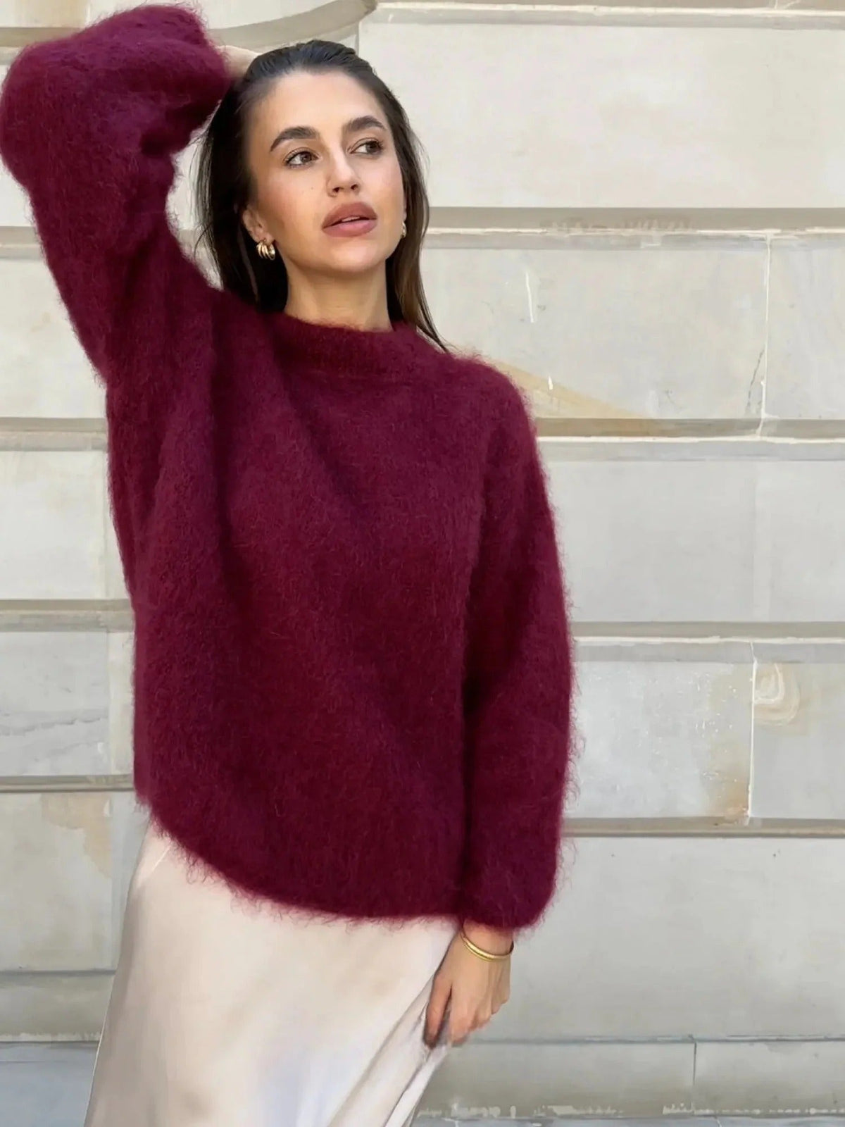 Dámský svetr oversize s kulatým výstřihem a dlouhým rukávem