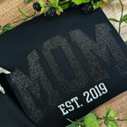 Női fekete melegítőfelső MOM felirattal