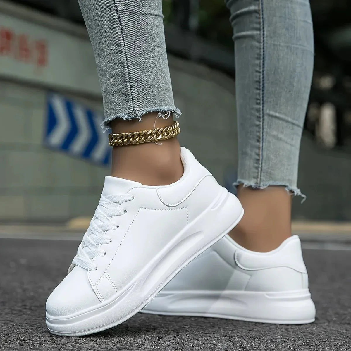 Damskie sneakersy sportowe sznurowane na grubej podeszwie