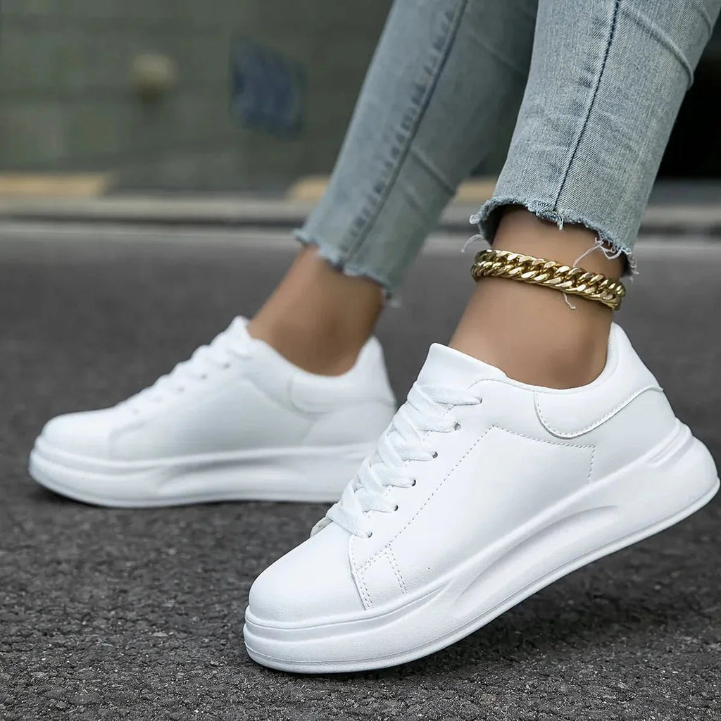 Damskie sneakersy sportowe sznurowane na grubej podeszwie