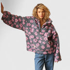 Damski sweter w kwiatowy wzór z wysokim kołnierzem i zamkiem
