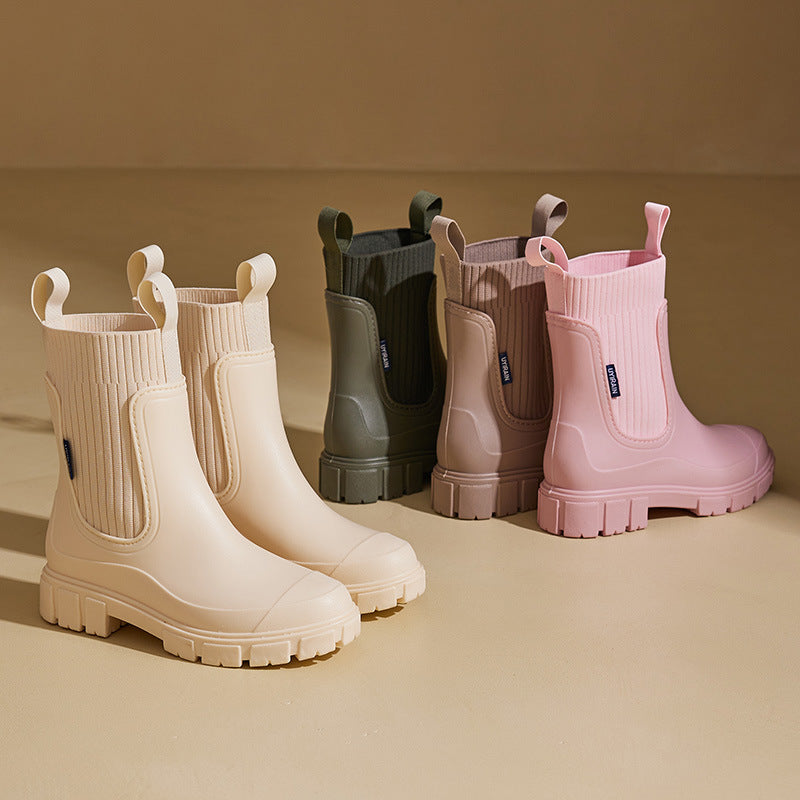 Botki damskie za kostkę Chelsea z uchwytami, grubą bieżnikowaną podeszwą i okrągłym noskiem