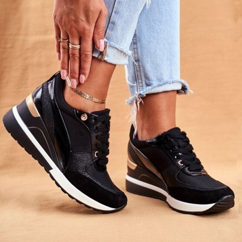 Damskie wysokie sneakersy na platformie z kontrastowymi panelami i sznurowaniem