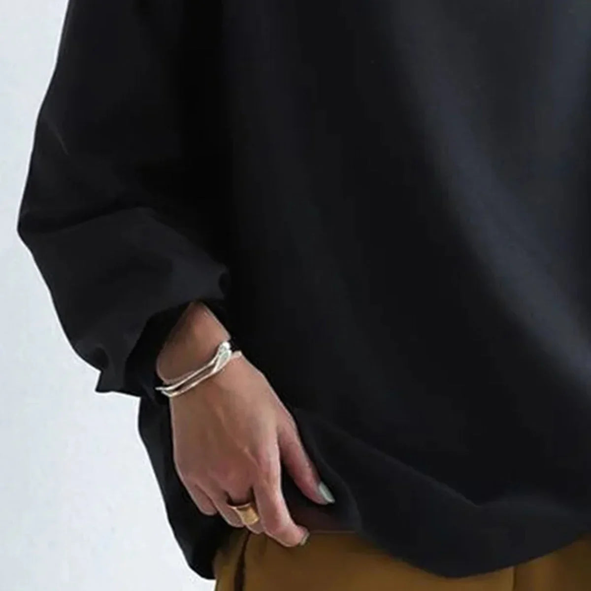 Dámský svetr oversize, černý, se širokým límcem