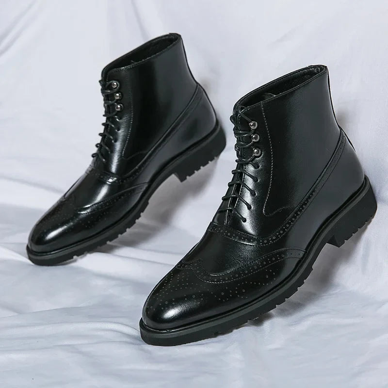 Męskie sznurowane buty za kostkę z perforowanym wzorem brogue