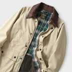 Męska kurtka użytkowa z kołnierzem i kieszeniami, pokazana w kilku kolorach