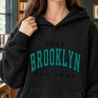 Damska bluza z kapturem, kieszenią kangurka i napisem Brooklyn