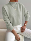 Női garbós pulóver hosszú ujjal, klasszikus szabással