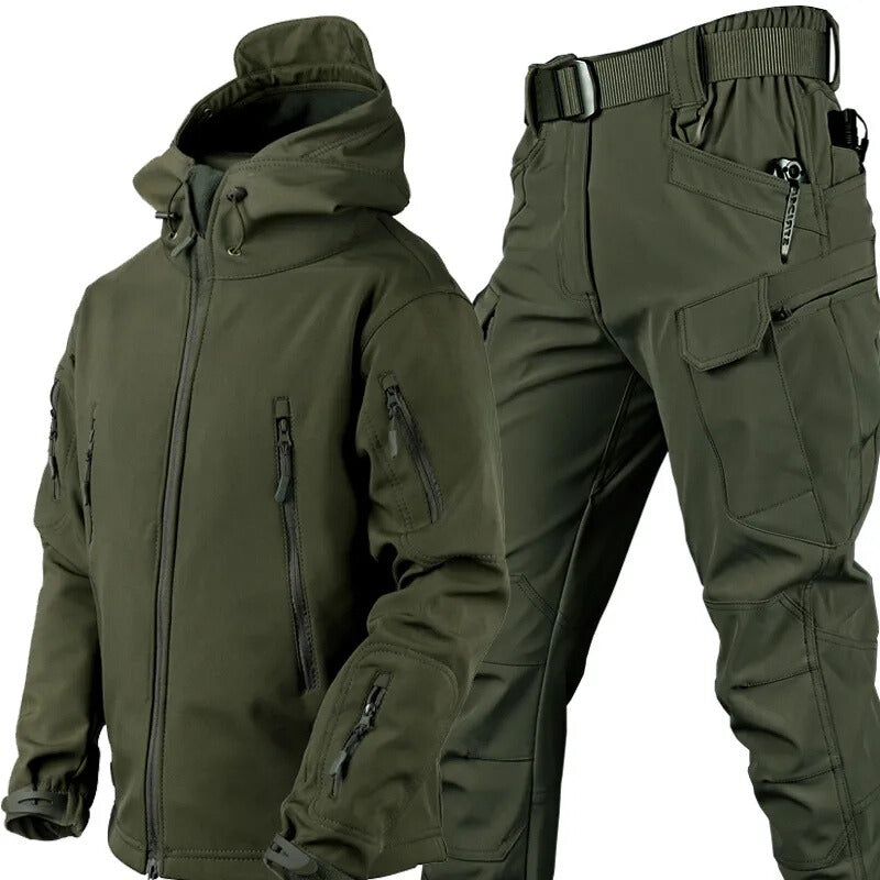 Férfi outdoor szett kapucnis dzsekivel és cargo nadrággal